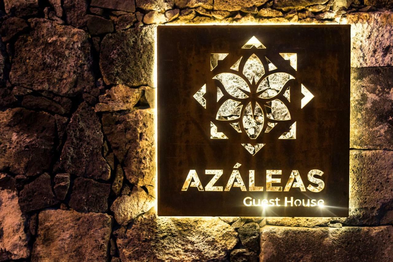 Azaleas Guest House Ribeira Cha Екстериор снимка