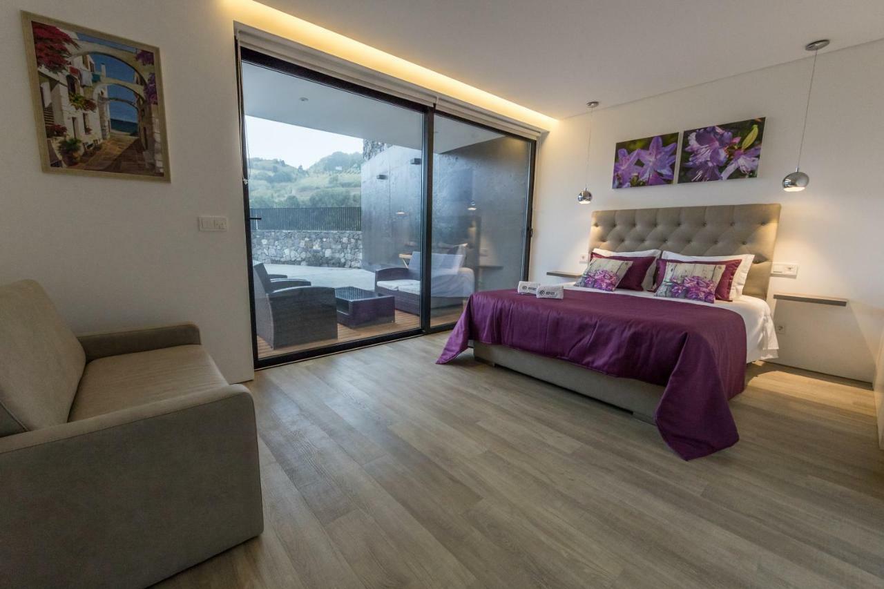 Azaleas Guest House Ribeira Cha Екстериор снимка
