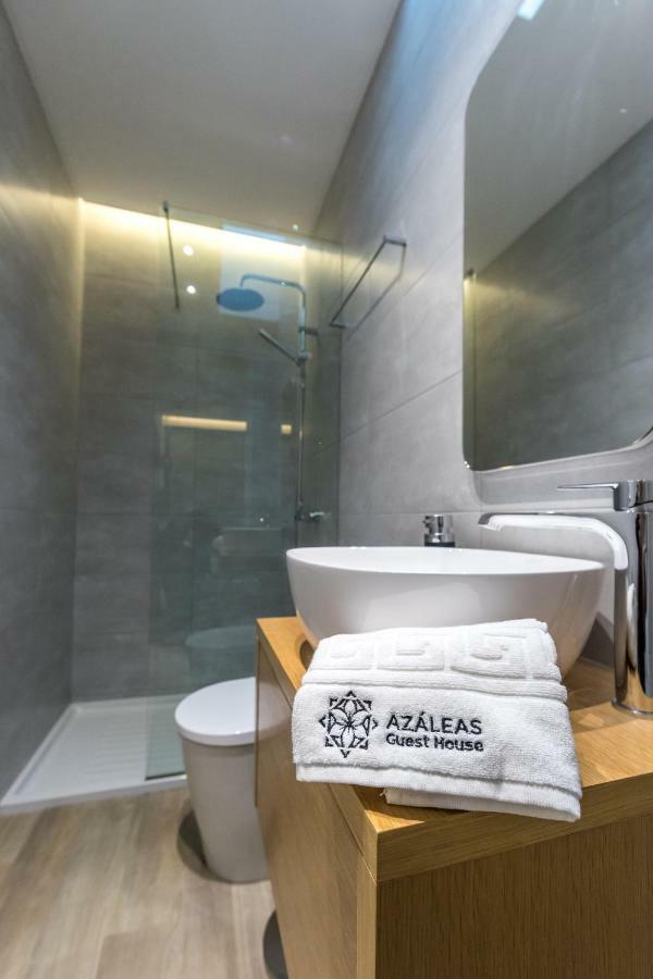 Azaleas Guest House Ribeira Cha Екстериор снимка