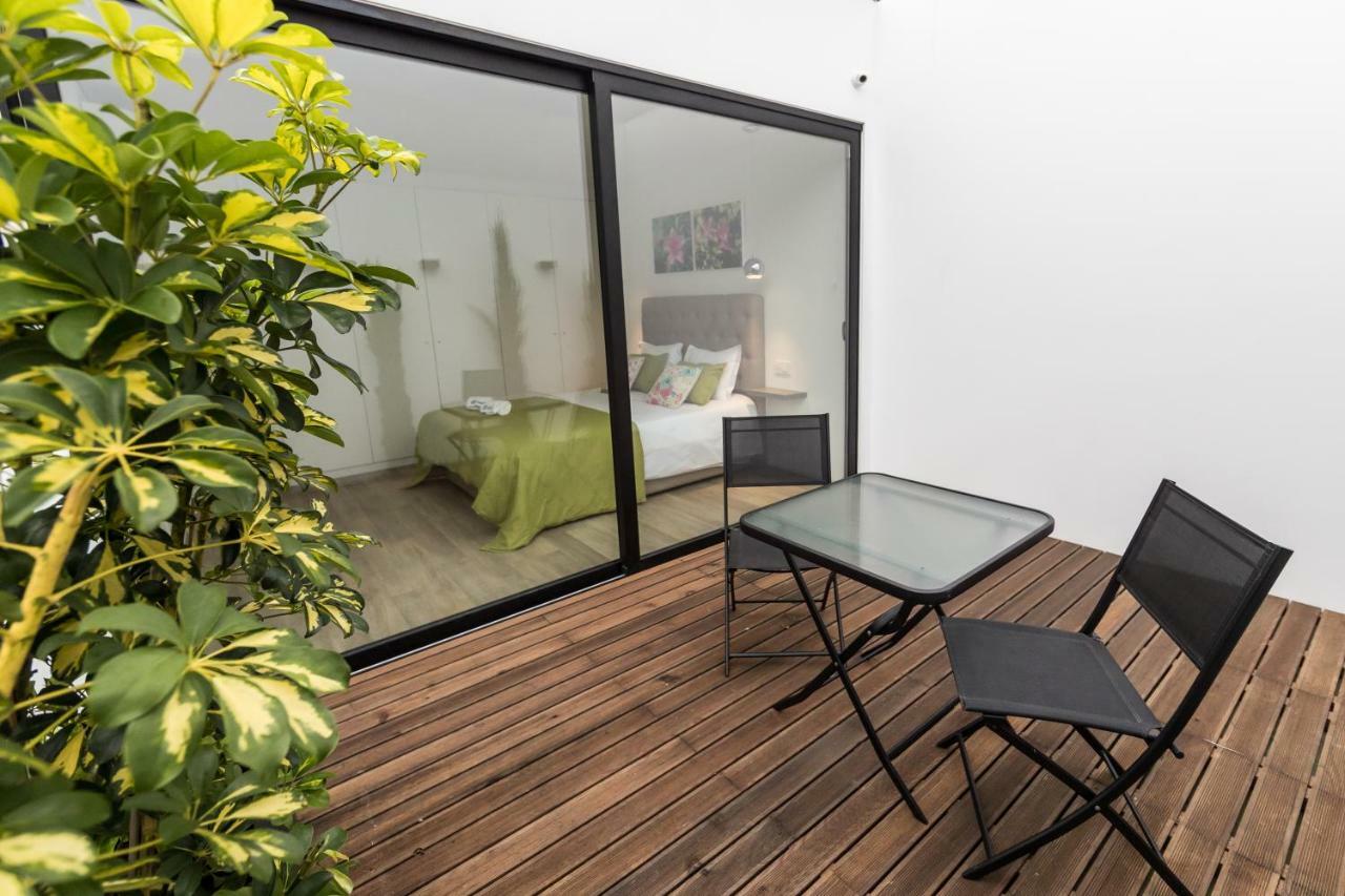 Azaleas Guest House Ribeira Cha Екстериор снимка